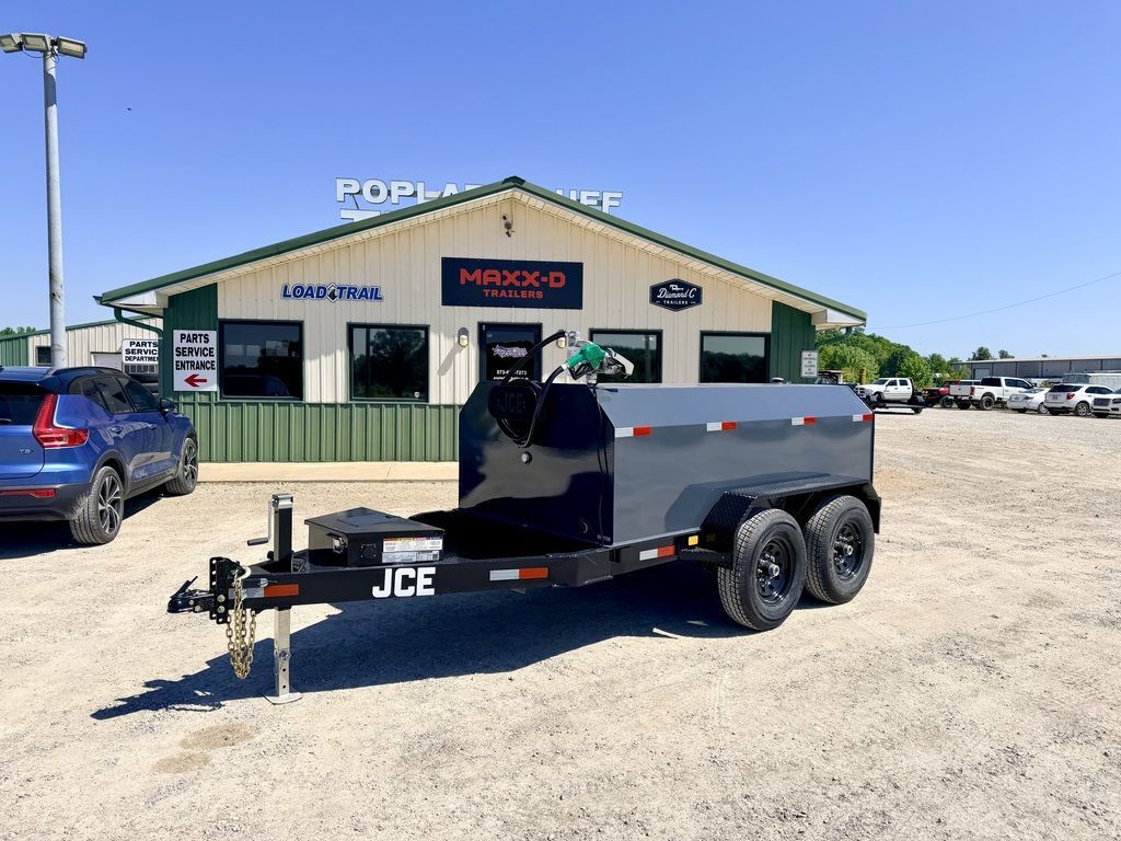 2027 JCE Trailers 990 Gallon Fuel Tank Trailer With Pump 14k GVWR *FARM/A in Poplar Bluff, MO