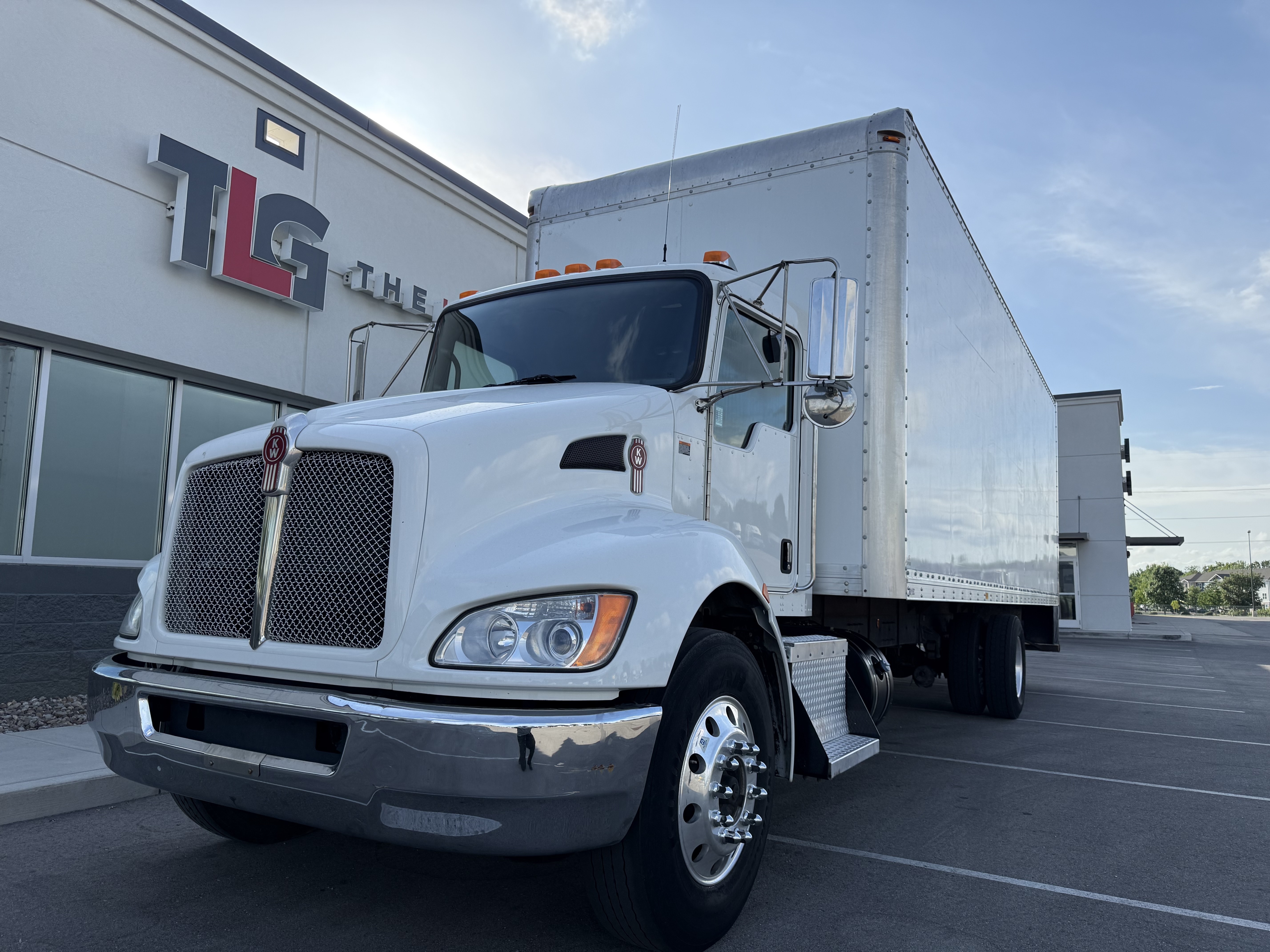2020 KENWORTH T270 in Evansville, IN