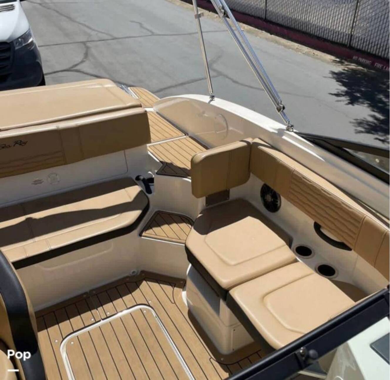 A photo of this 2022 Sea Ray SPX 190