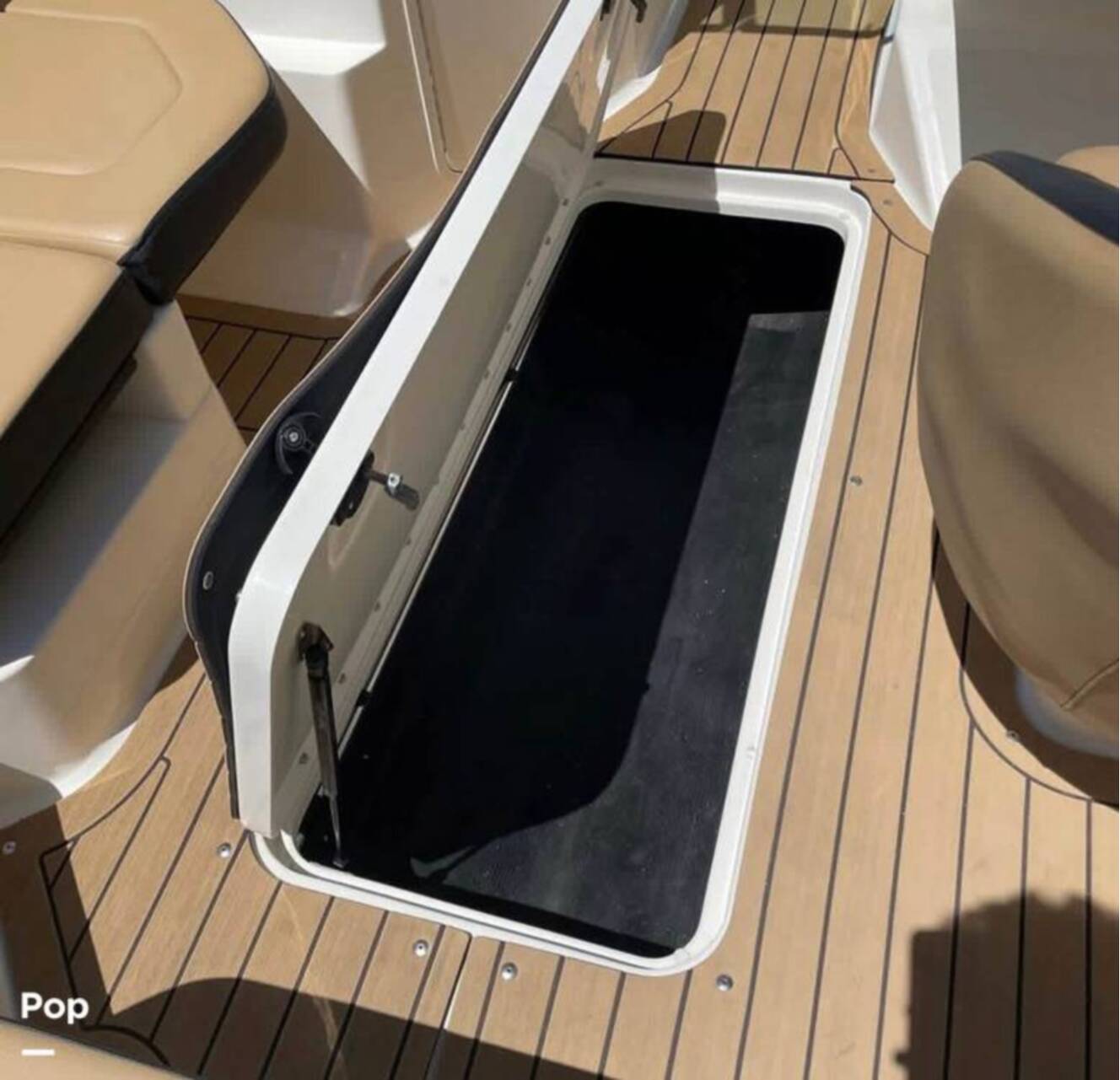 A photo of this 2022 Sea Ray SPX 190