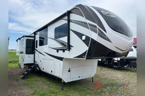 2023 Grand Design Solitude 390RK in sioux falls SD