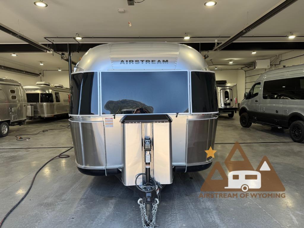 2020 Airstream Classic 30RB in etna WY