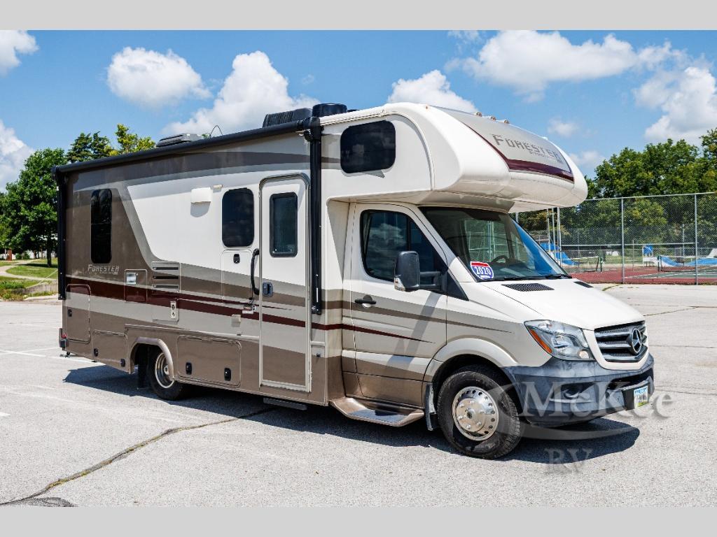 2020 Forest River Forester MBS 2401R in perry IA
