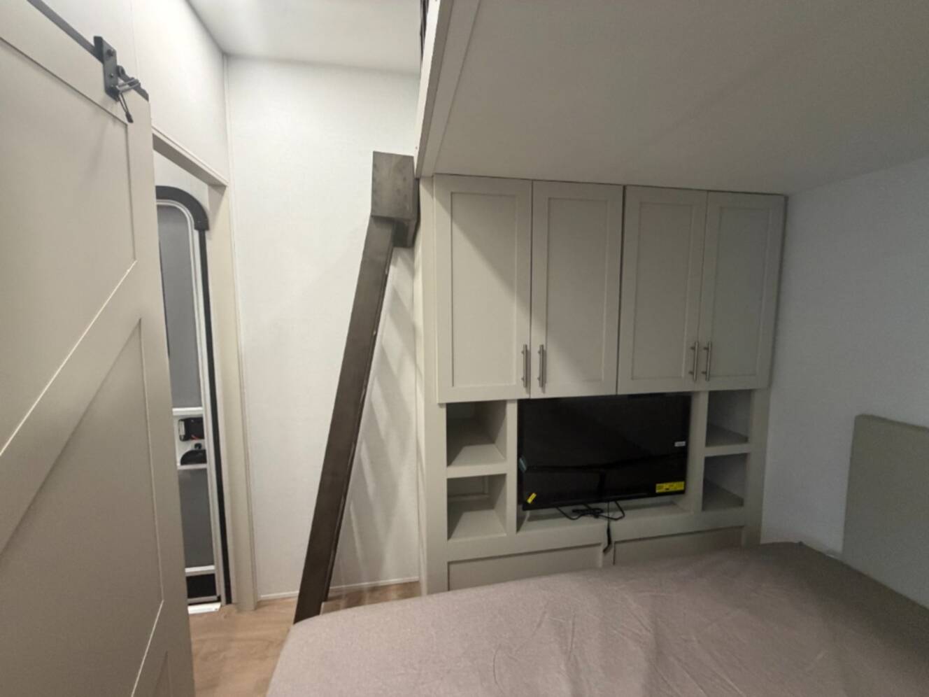 A photo of this 2027 Alliance Rv Avenue 38DBL