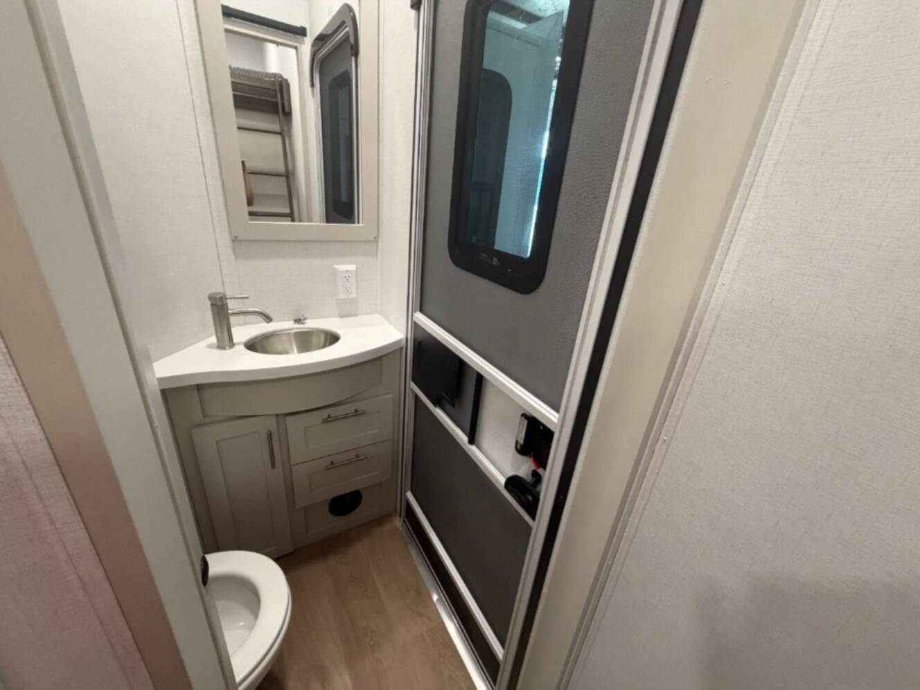 A photo of this 2027 Alliance Rv Avenue 38DBL