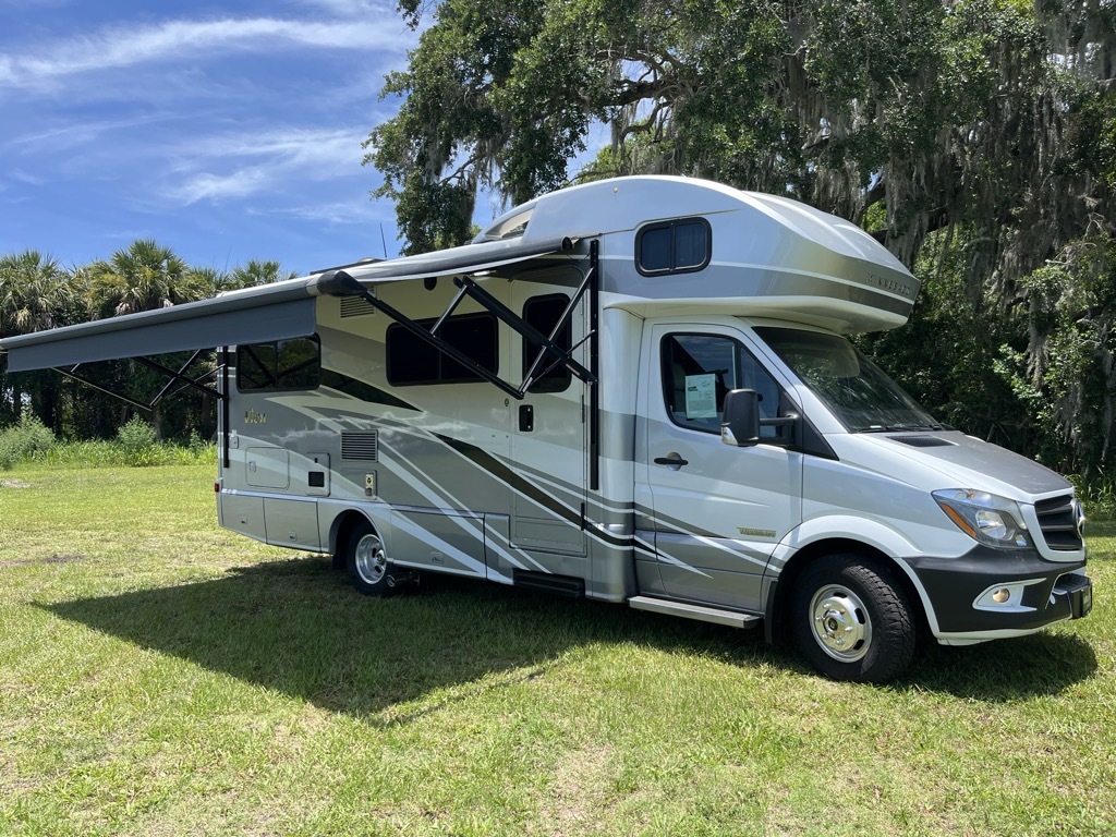 2017 Winnebago View 24J RV