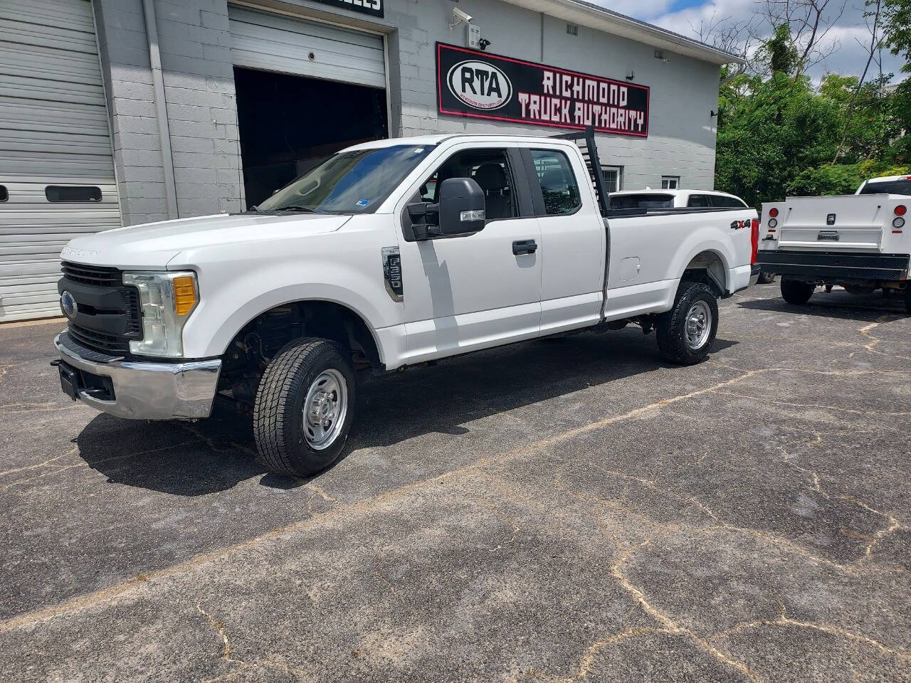 2017 FORD F350 in Richmond, VA