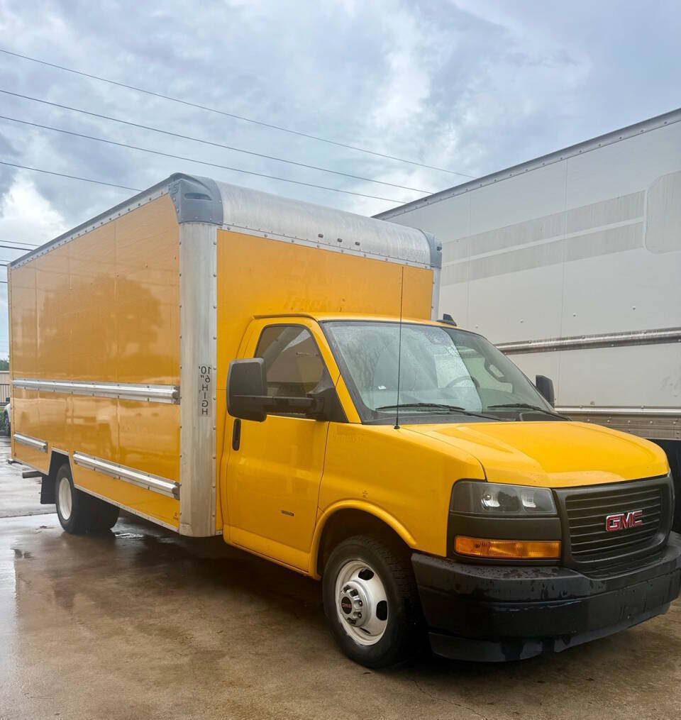 2021 GMC SAVANA in Houston, TX