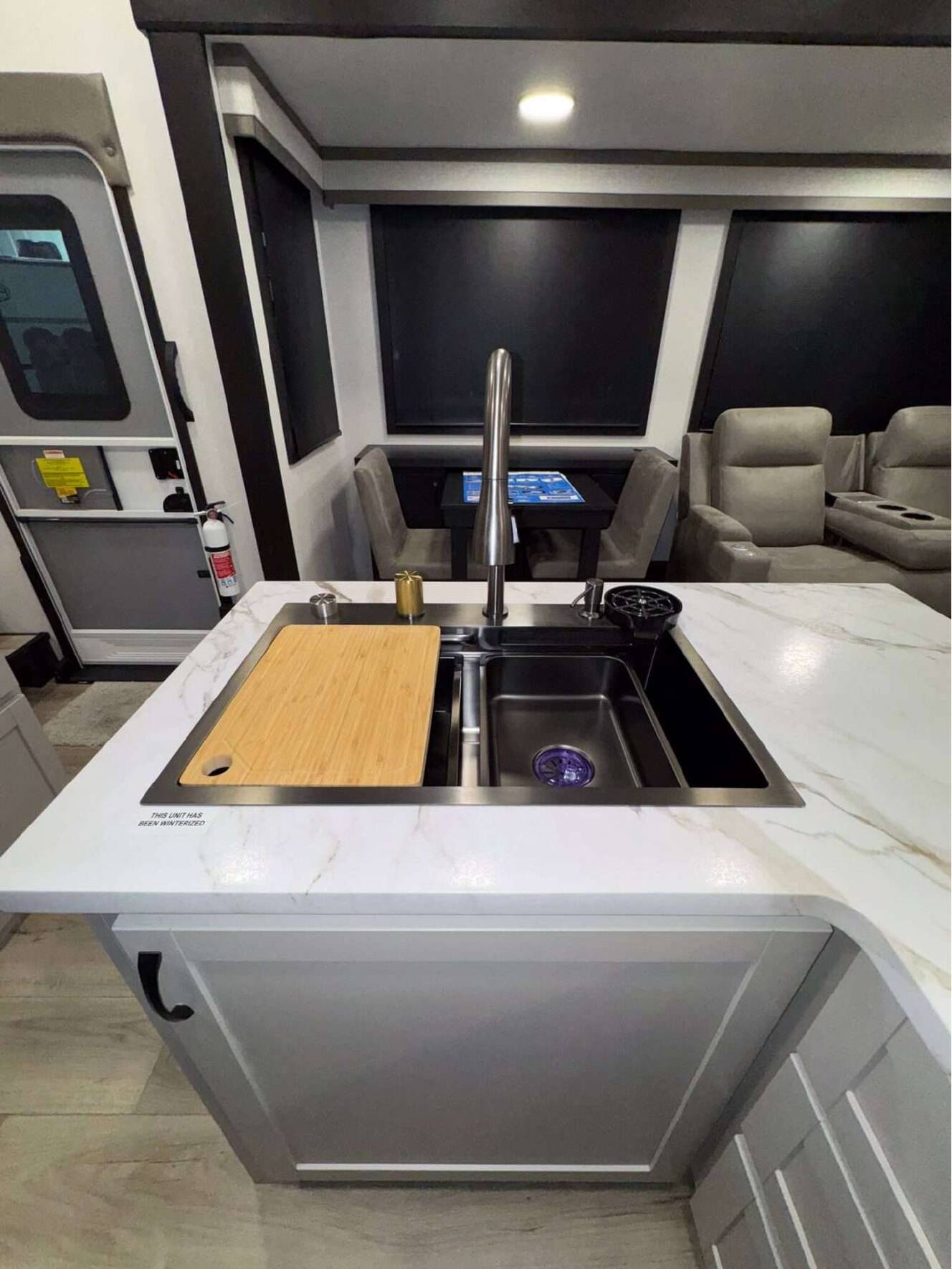 A photo of this 2026 Jayco Seismic 395