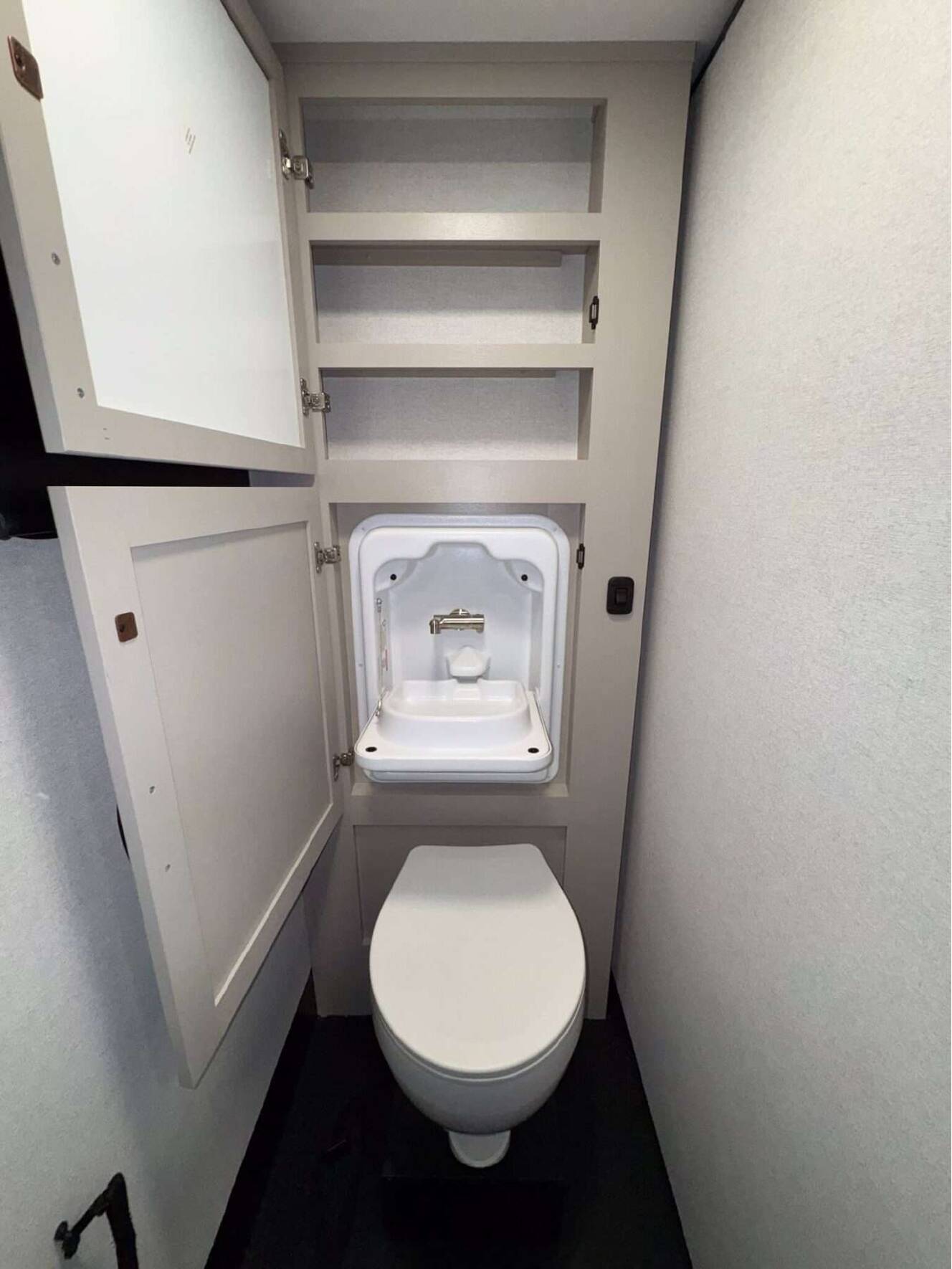 A photo of this 2026 Jayco Seismic 395