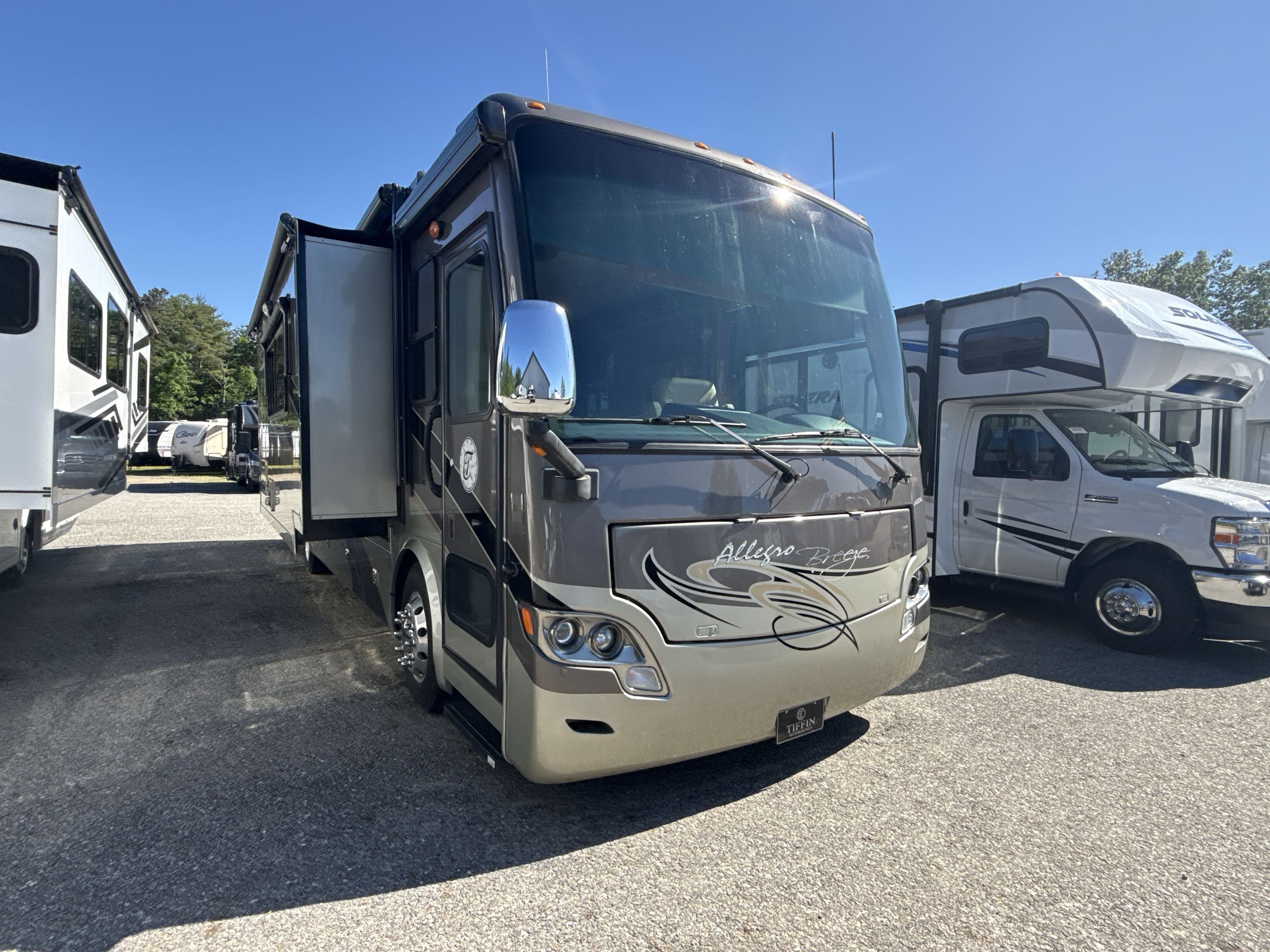 2012 Tiffin Motorhomes Allegro Breeze 32BR RVs for sale - RV Trader