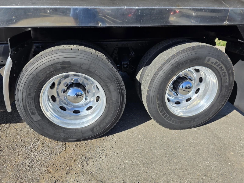 2014 PETERBILT 388