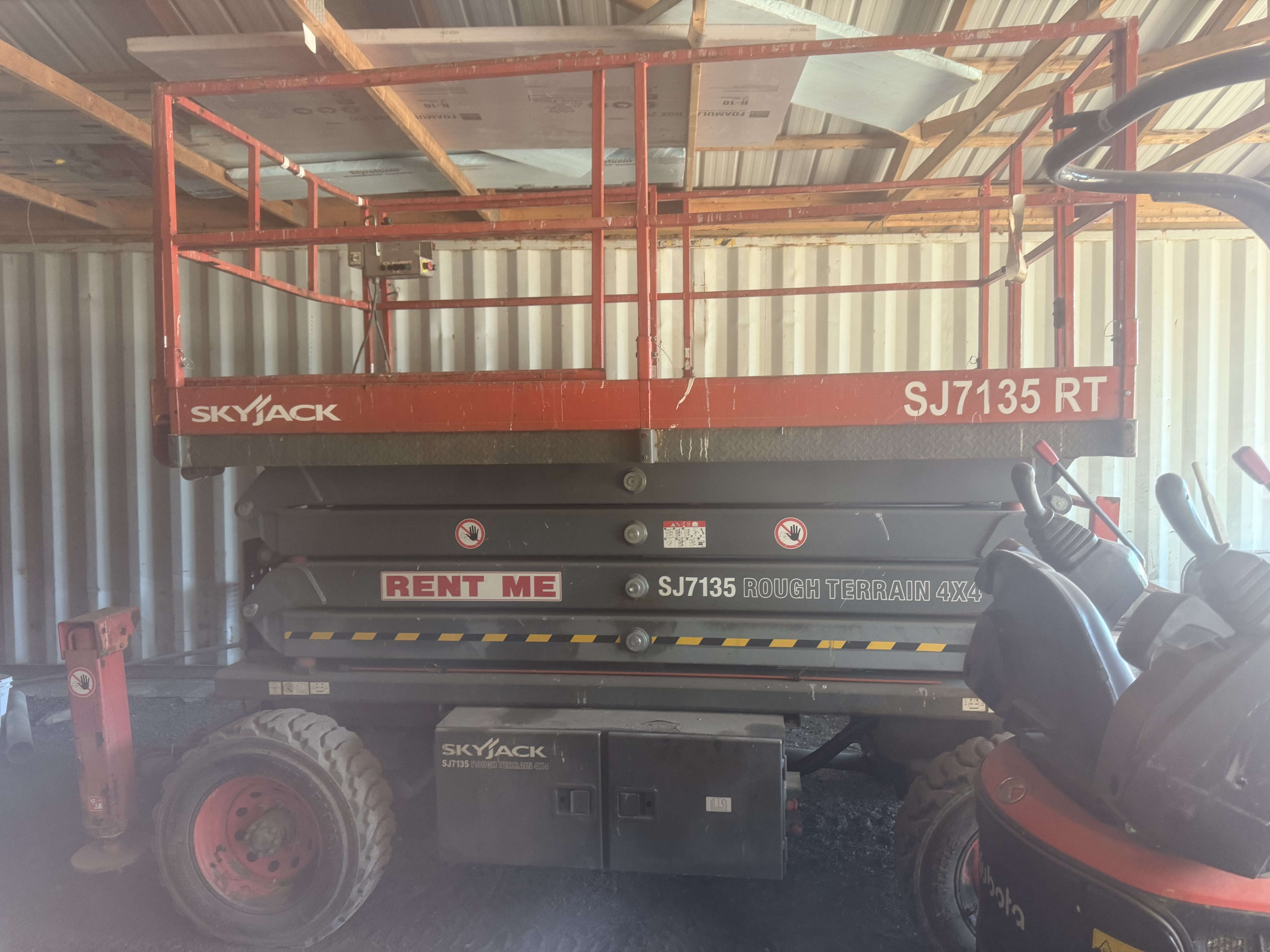 2012 SKYJACK SJ7135RT in Cheektowaga, NY