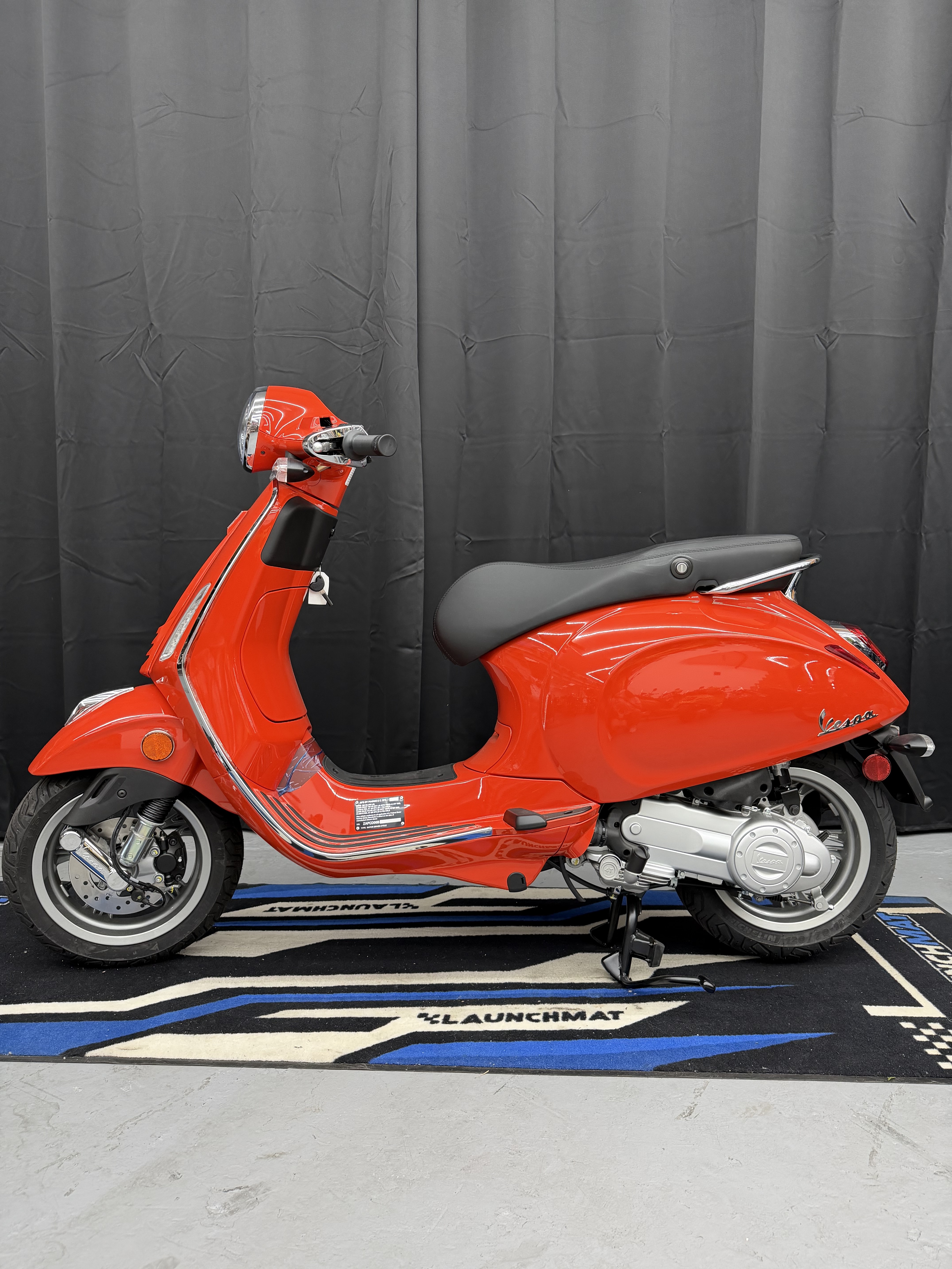 2025 Vespa PRIMAVERA 50 RED 50 RED in Miami Beach, FL
