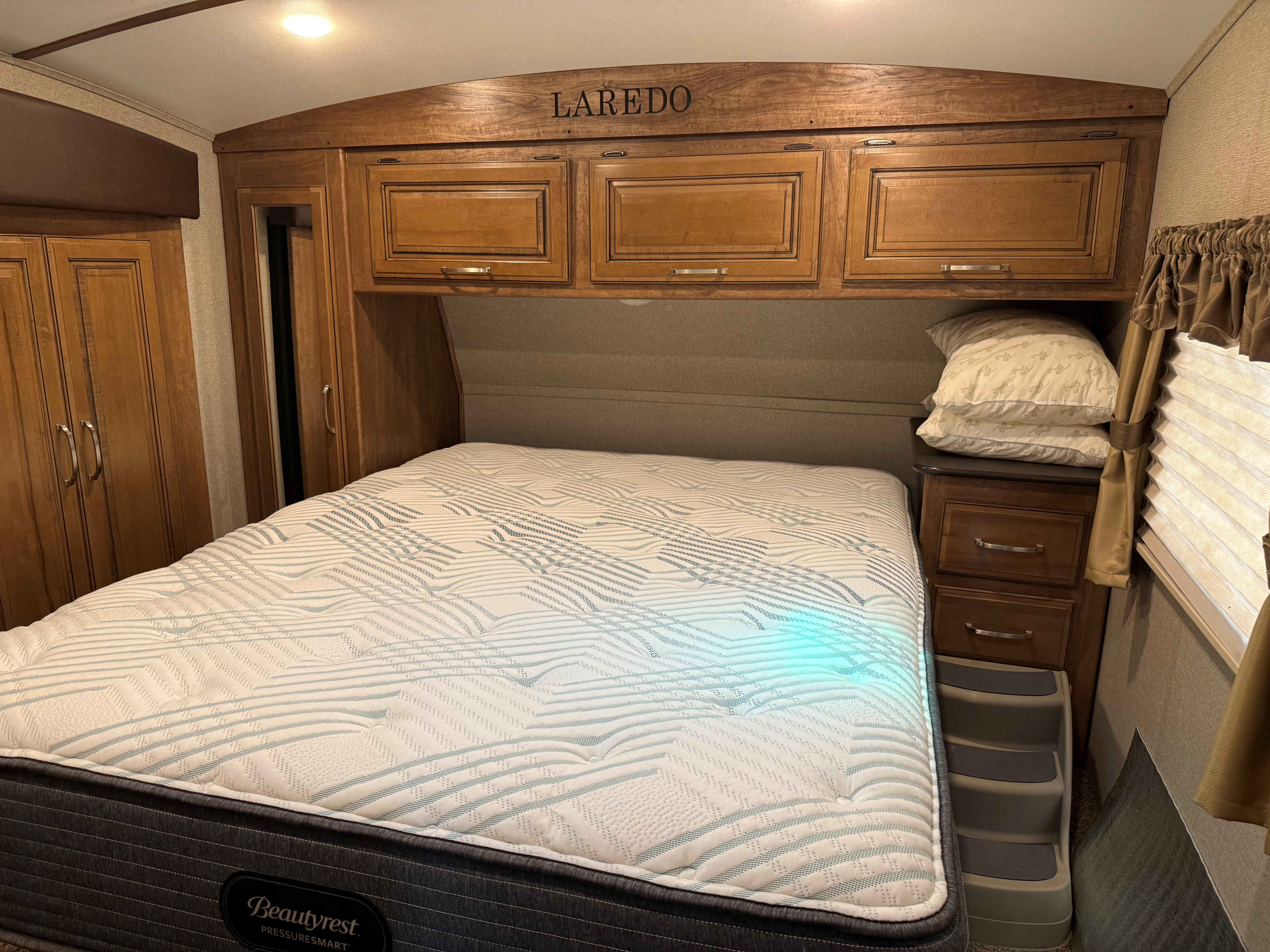 2017 Keystone LAREDO SUPER LITE 297SRE in marana AZ