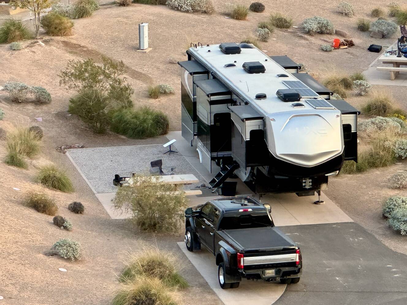 A photo of this 2021 Luxe ELITE 44 FL