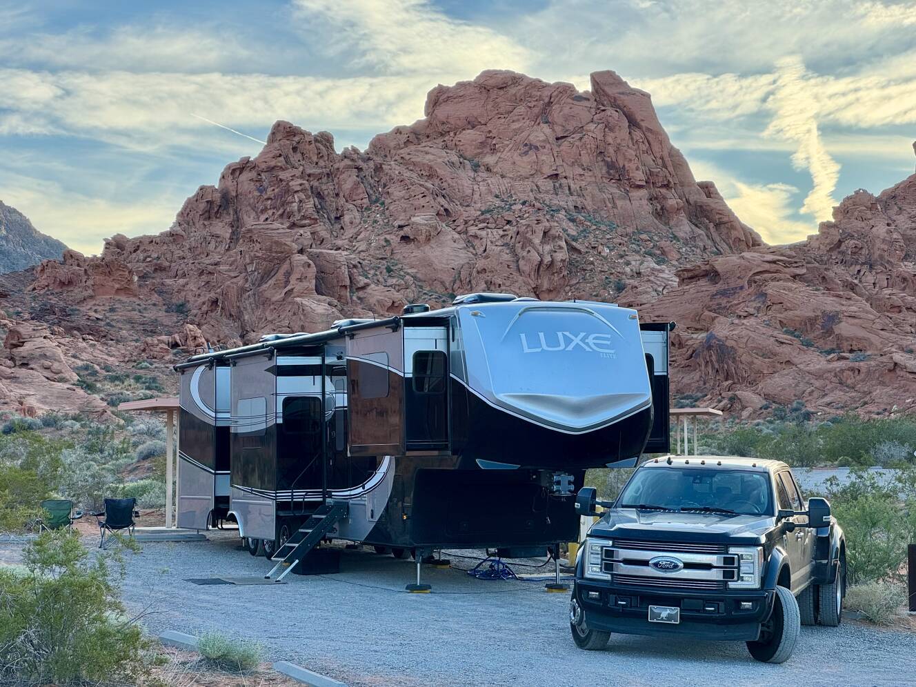 A photo of this 2021 Luxe ELITE 44 FL