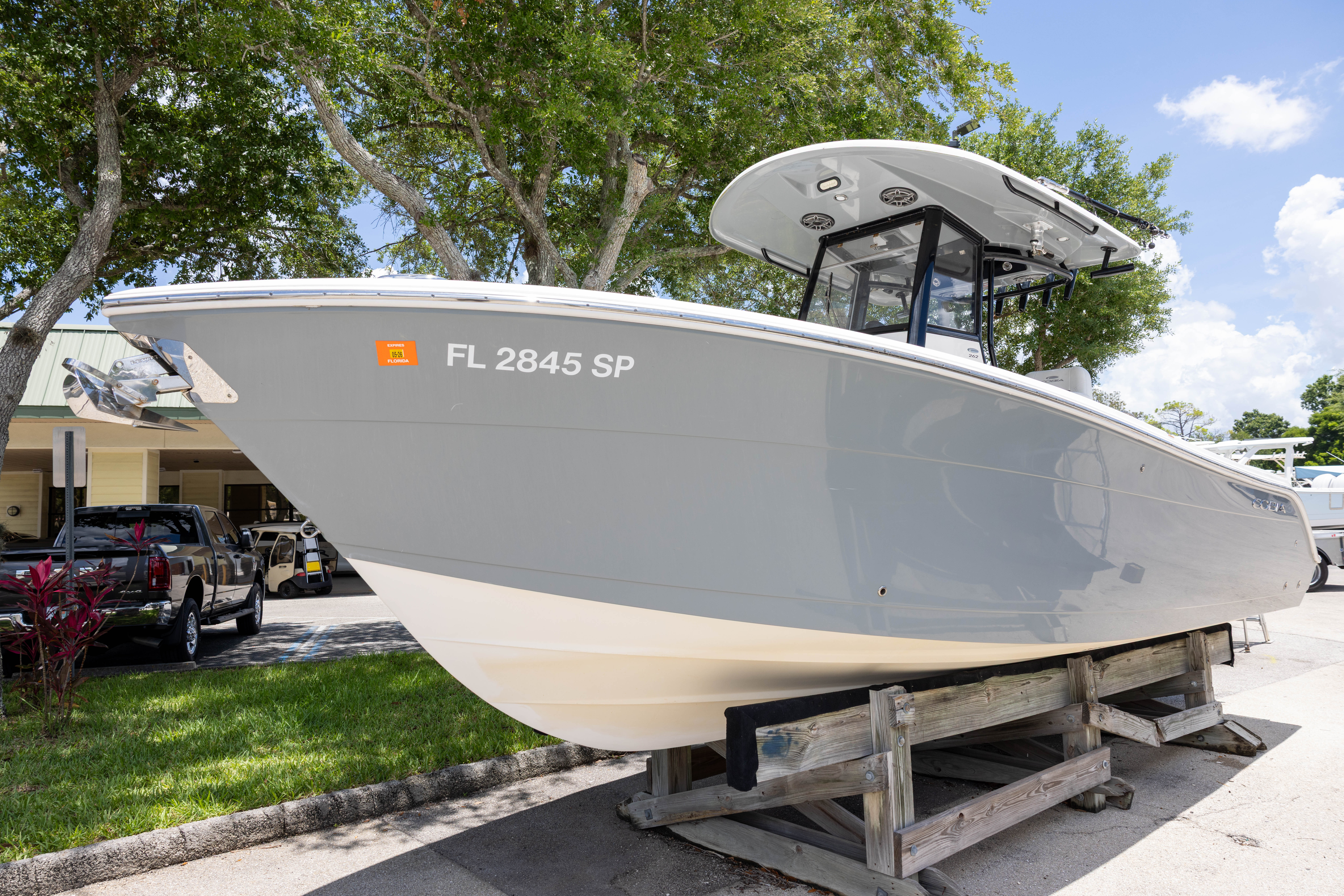 2020 Cobia 262 CC in fort myers FL
