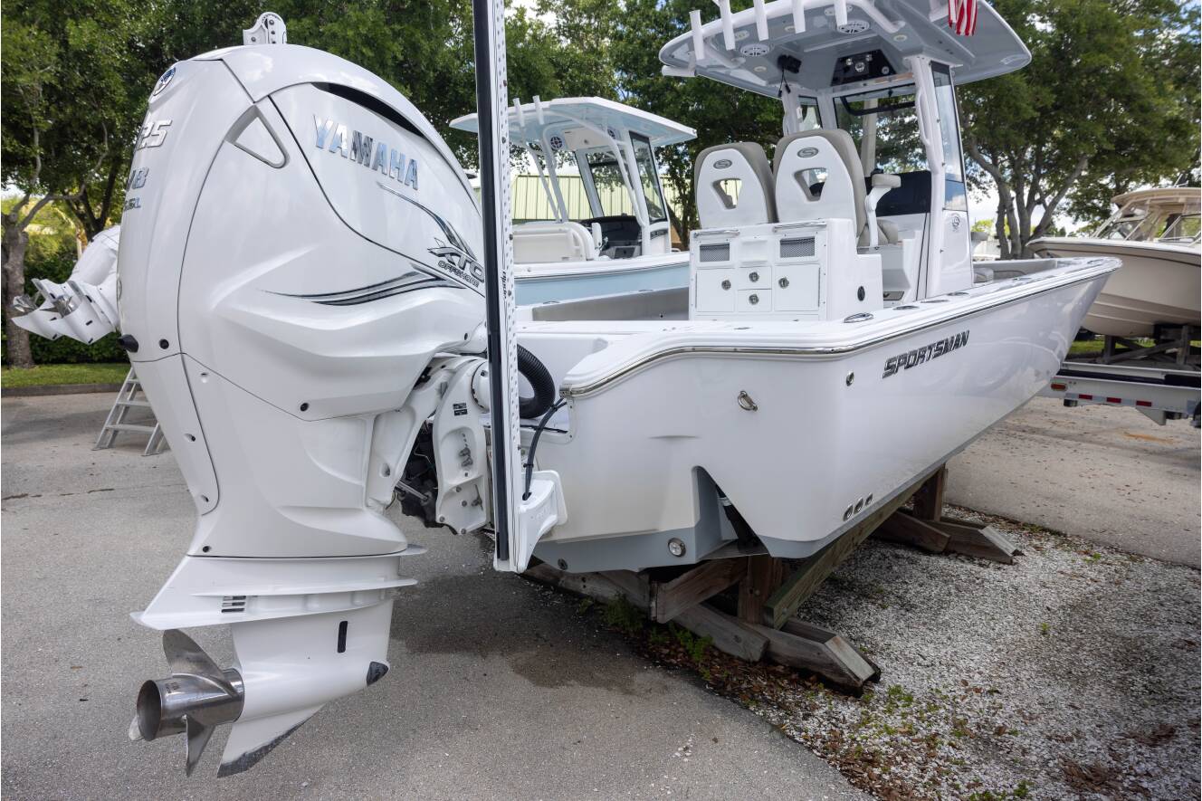 A photo of this 2023 Sportsman 267 OE