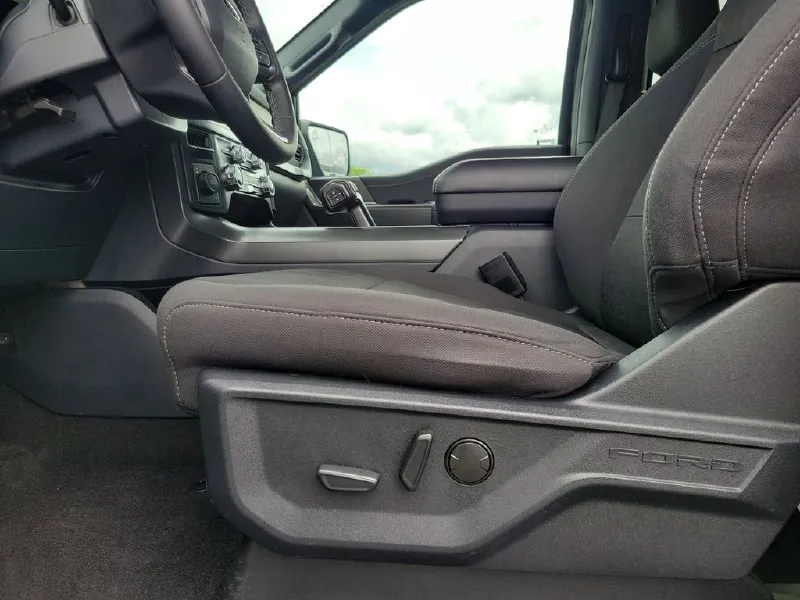 2024 FORD F150