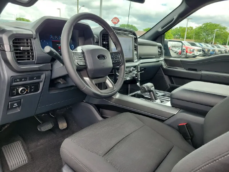 2024 FORD F150