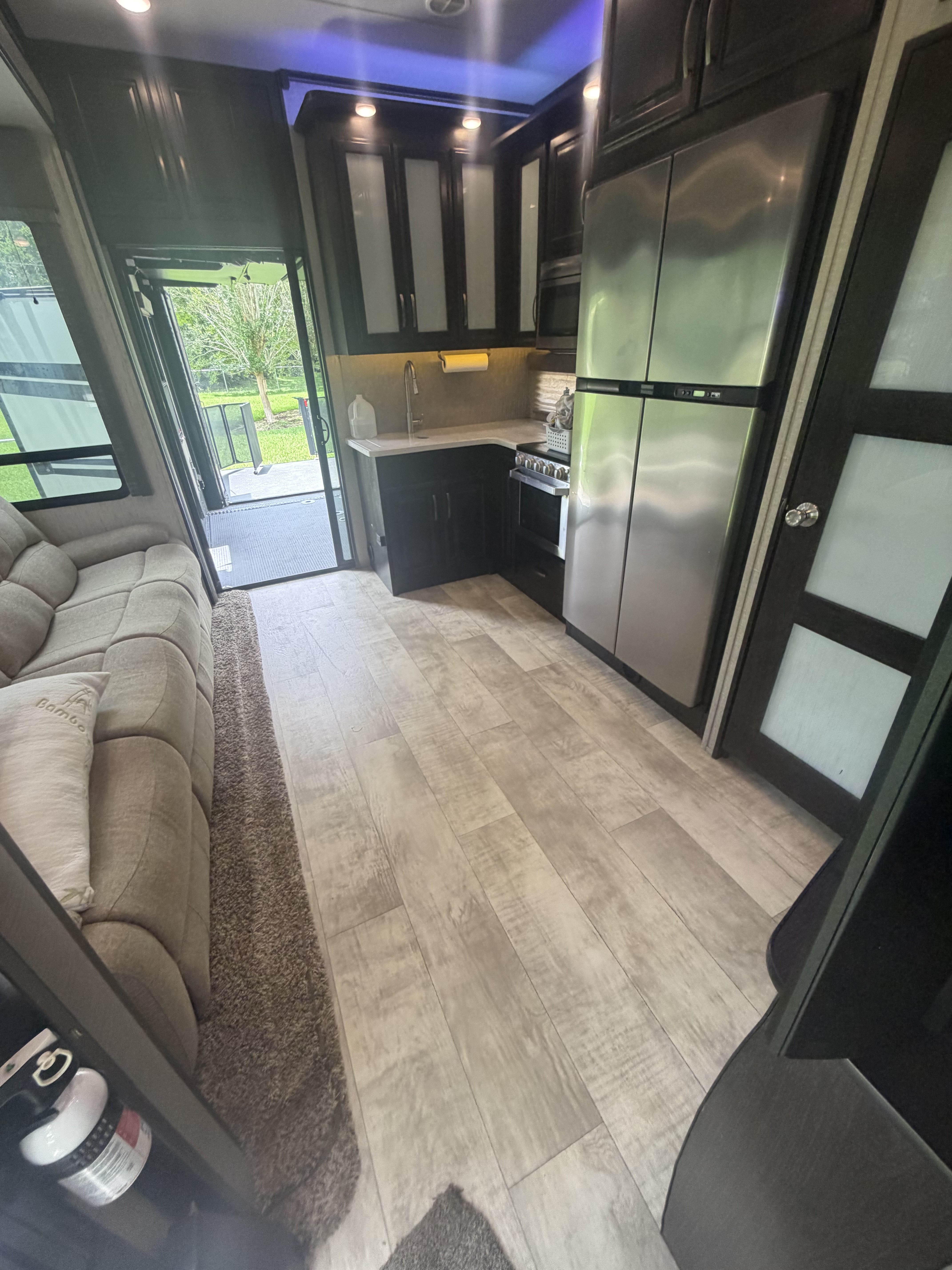 2019 Grand Design MOMENTUM M-CLASS 328M in friendswood TX