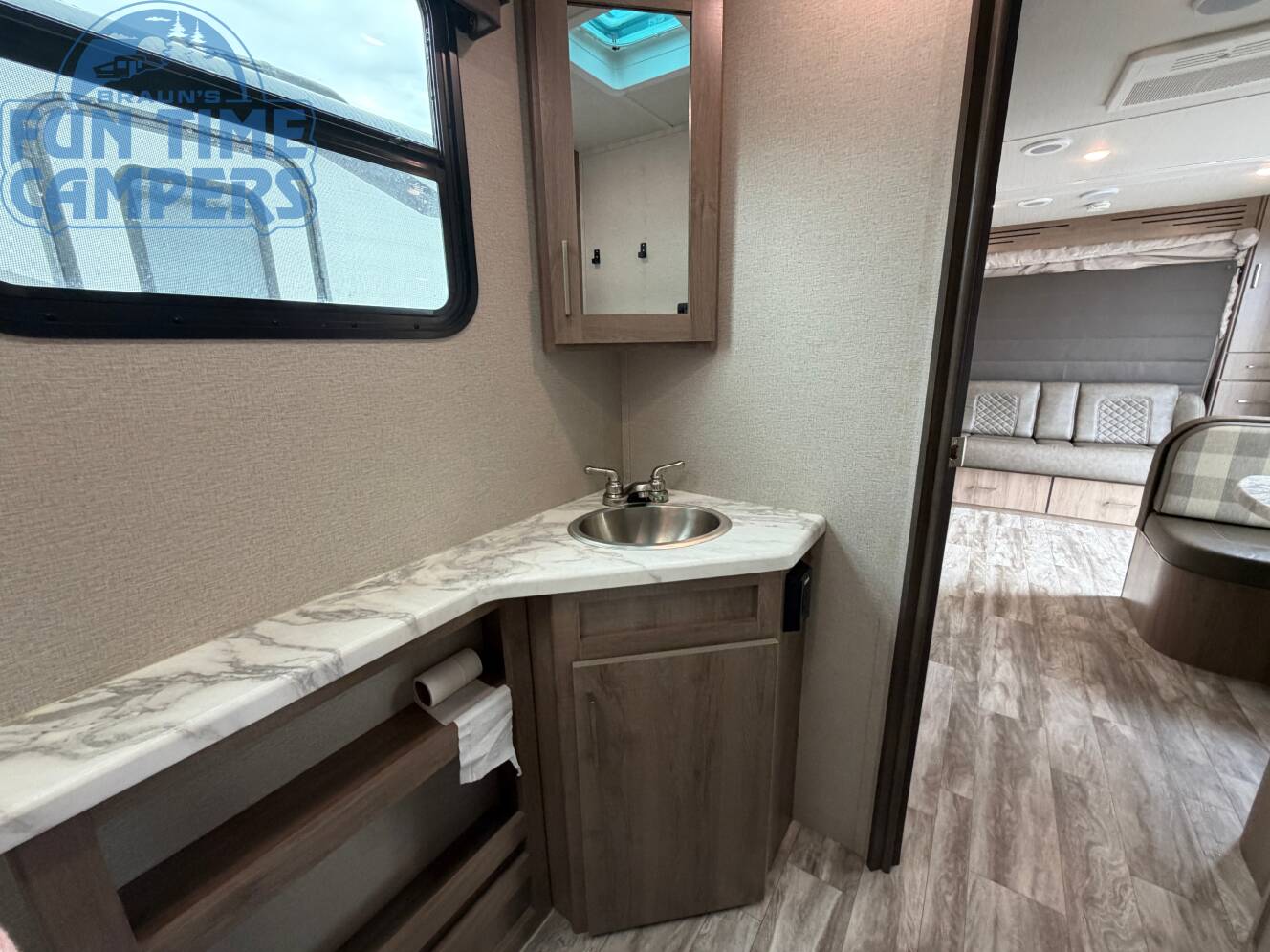 A photo of this 2022 Grand Design IMAGINE XLS 21BHE