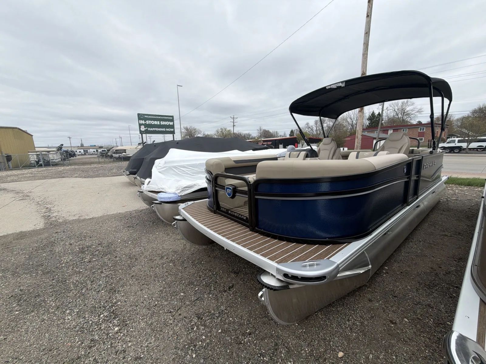 2026 Premier SUNSCAPE 220 RF 150HP LEGS BUNK TRAILER DEMO XLC - CL in detroit lakes MN