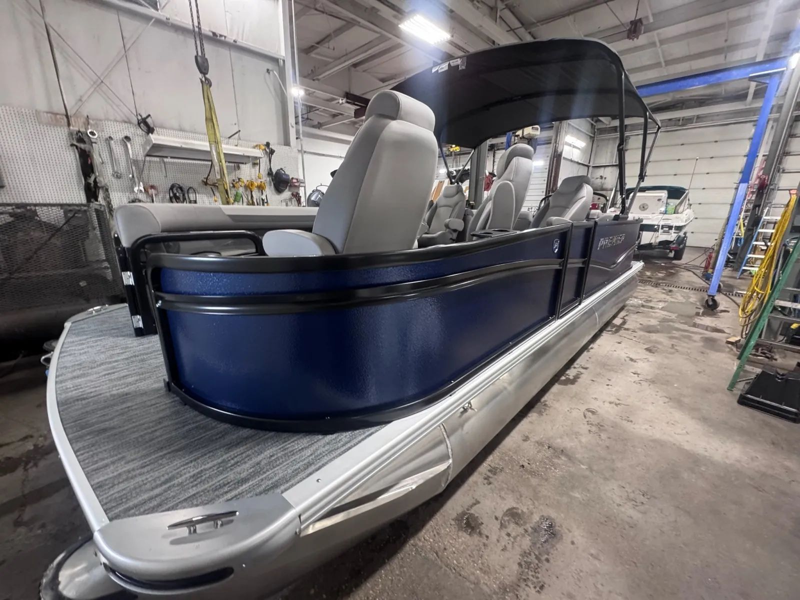 2026 Premier SUNSCAPE 220 RF 150HP BUNK TRAILER XLC - CL in fargo ND
