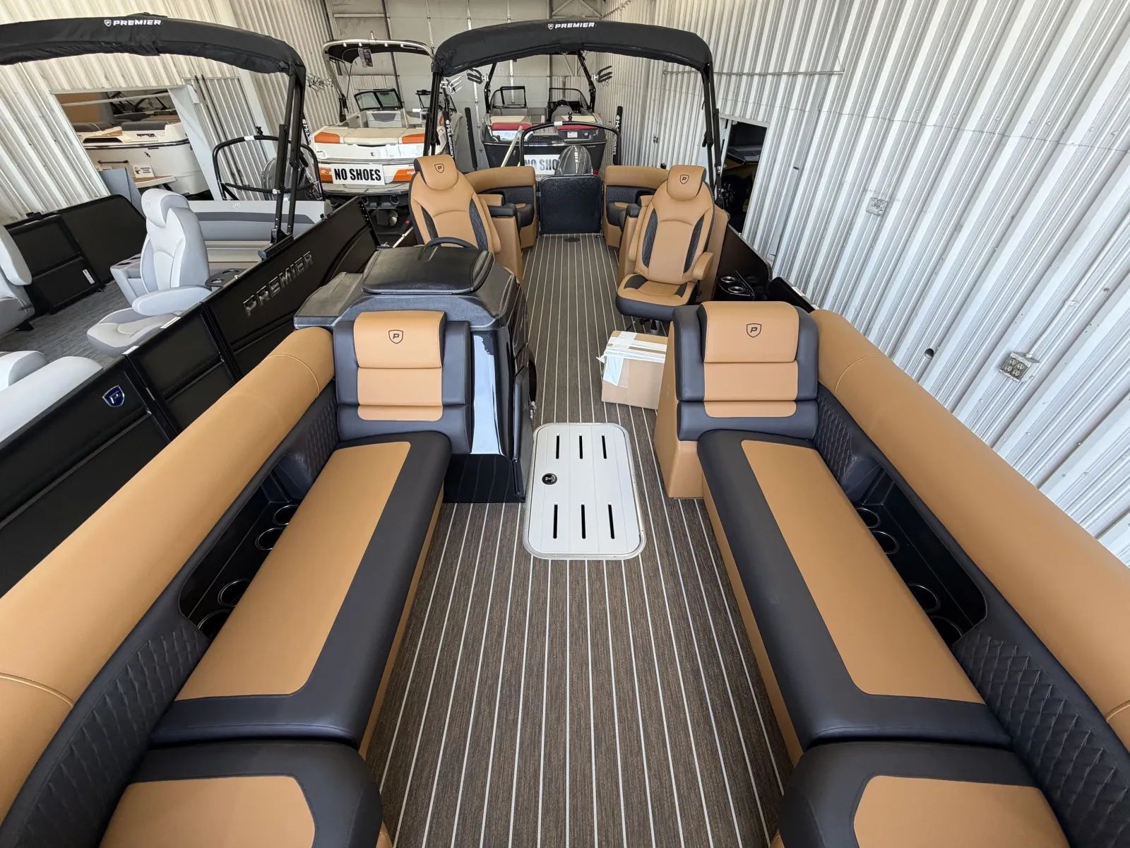 2026 Premier SUNSATION 250 RF PTX TRIPLE 200HP BUNK TRAILER DL in fargo ND