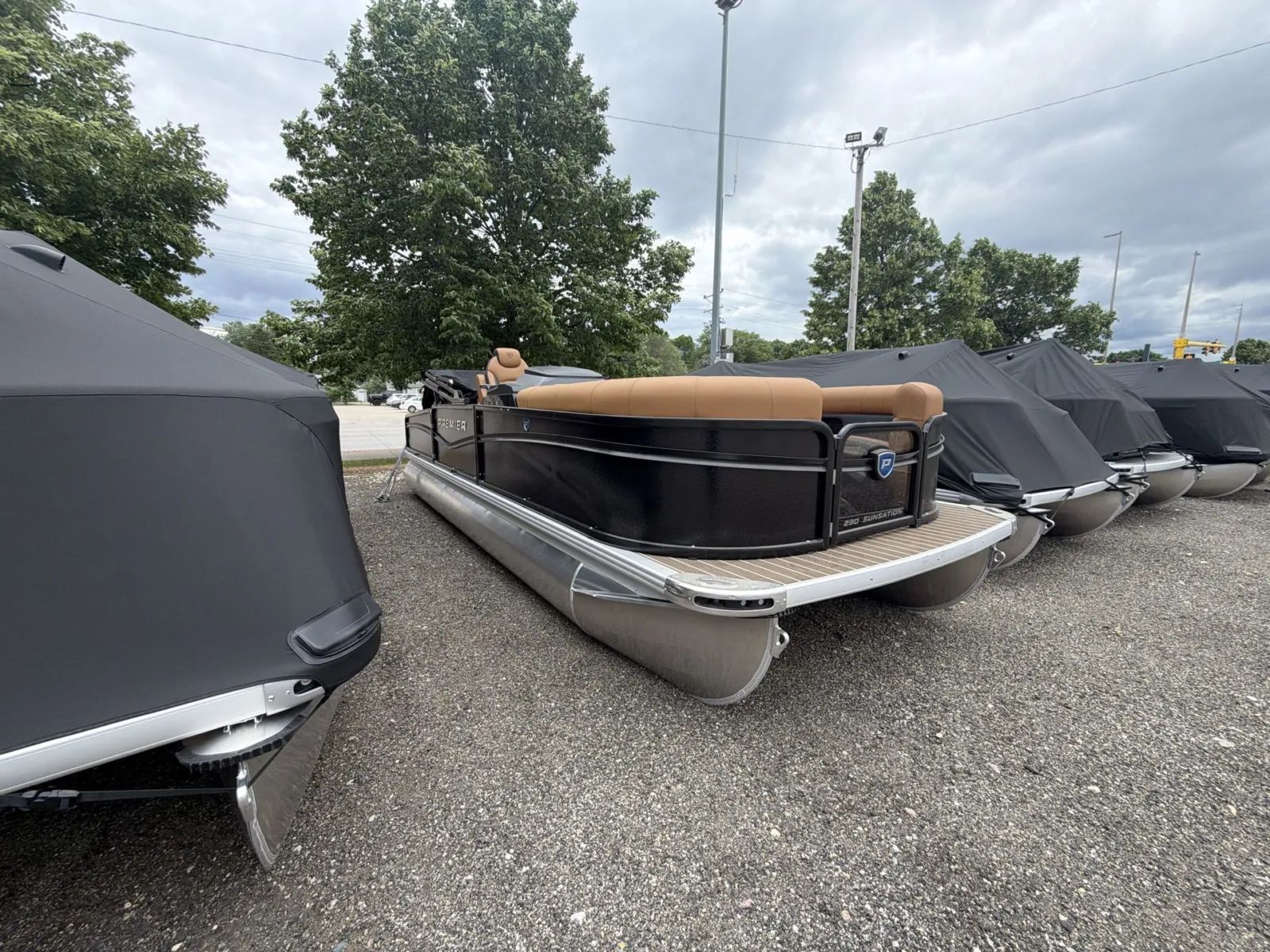 2026 Premier SUNSATION 230 ANGLER 150HP BUNK TRAILER in fargo ND