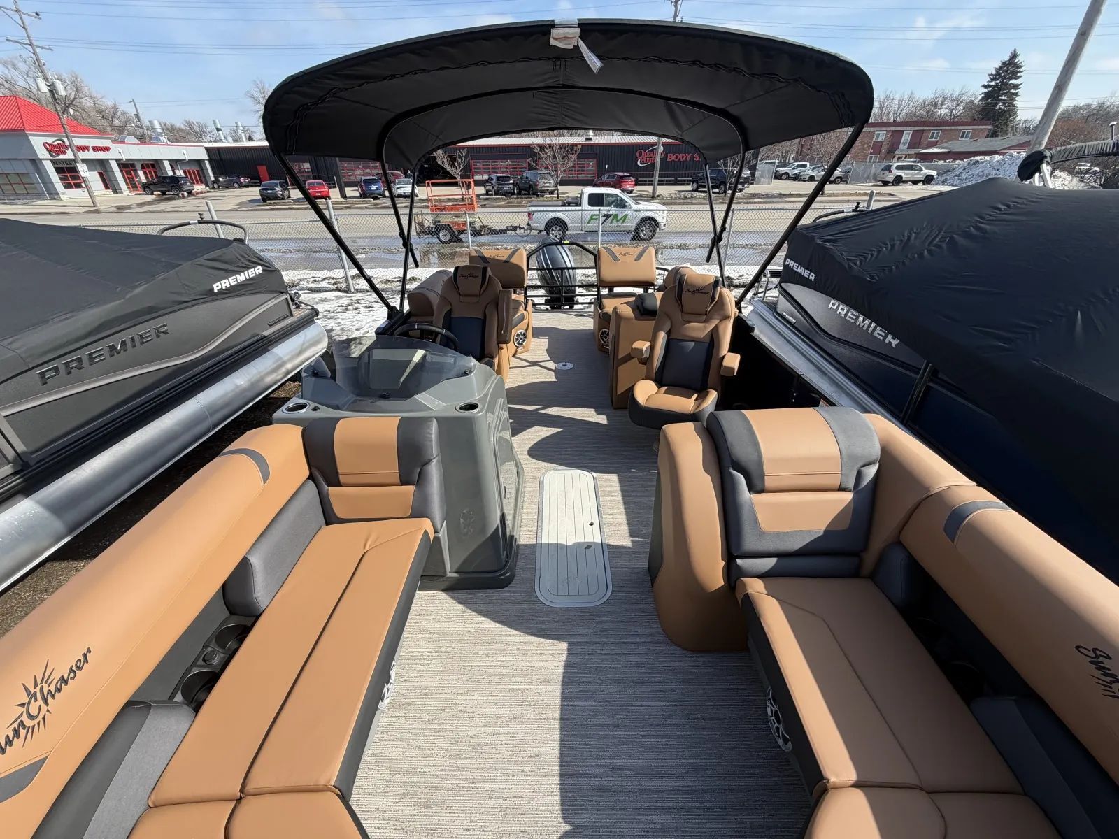 2026 Sunchaser ECLIPSE 23 LR DH TRIPLE 200HP BUNK TRAILER 25 DH in fargo ND