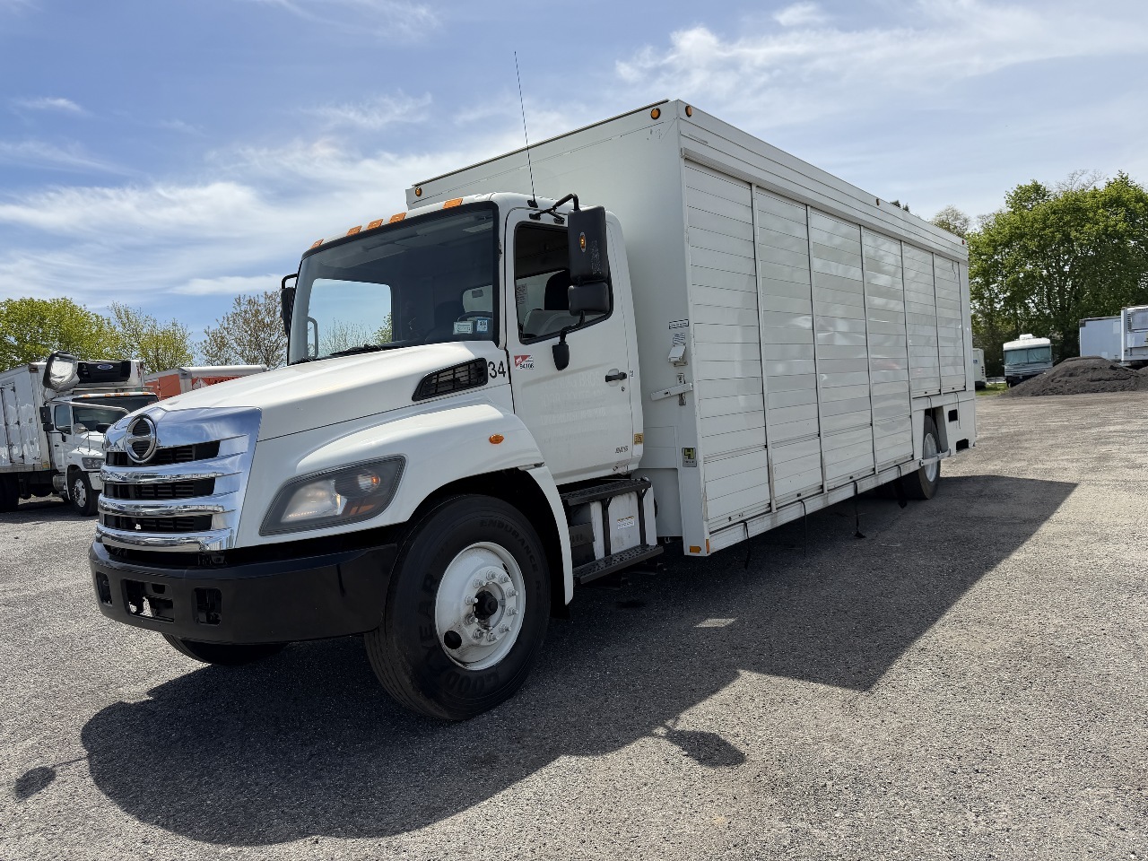 2014 HINO HINO 338 in Plainview, NY