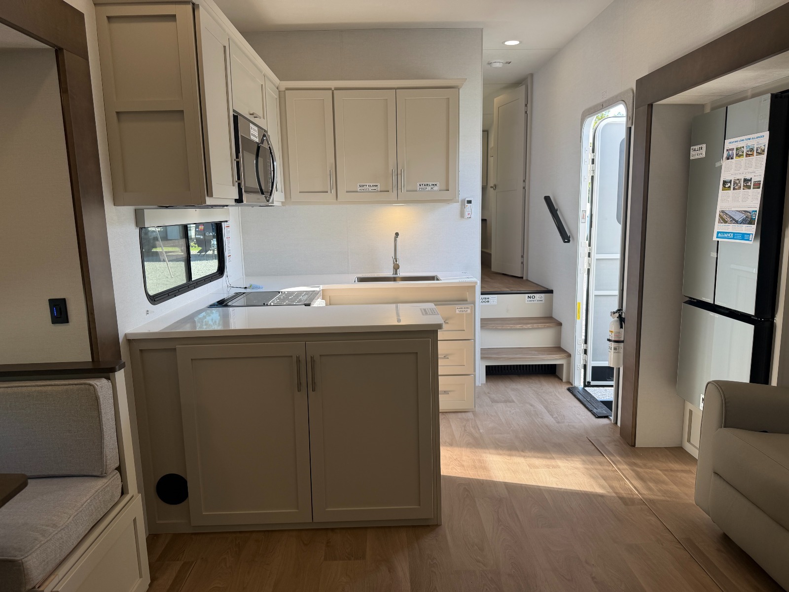 2027 Alliance Rv Avenue 30BH in holden LA