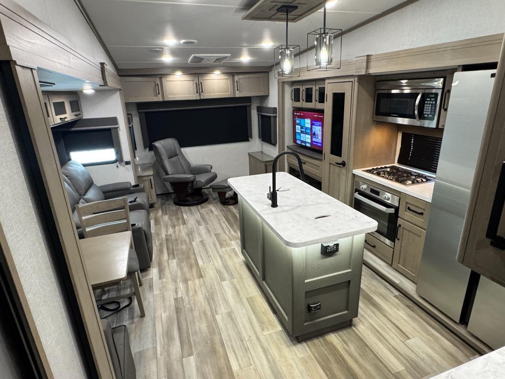 2023 Grand Design Reflection 303RLS in slaton TX