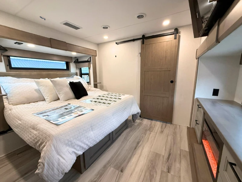 2026 KZ RV Durango Gold G366FBQ
