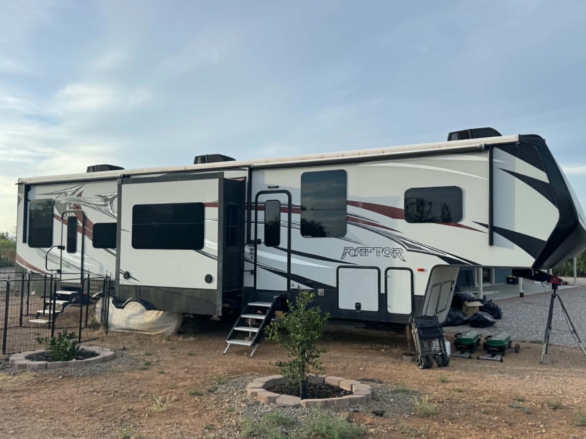 2017 Keystone RAPTOR 398TS RV