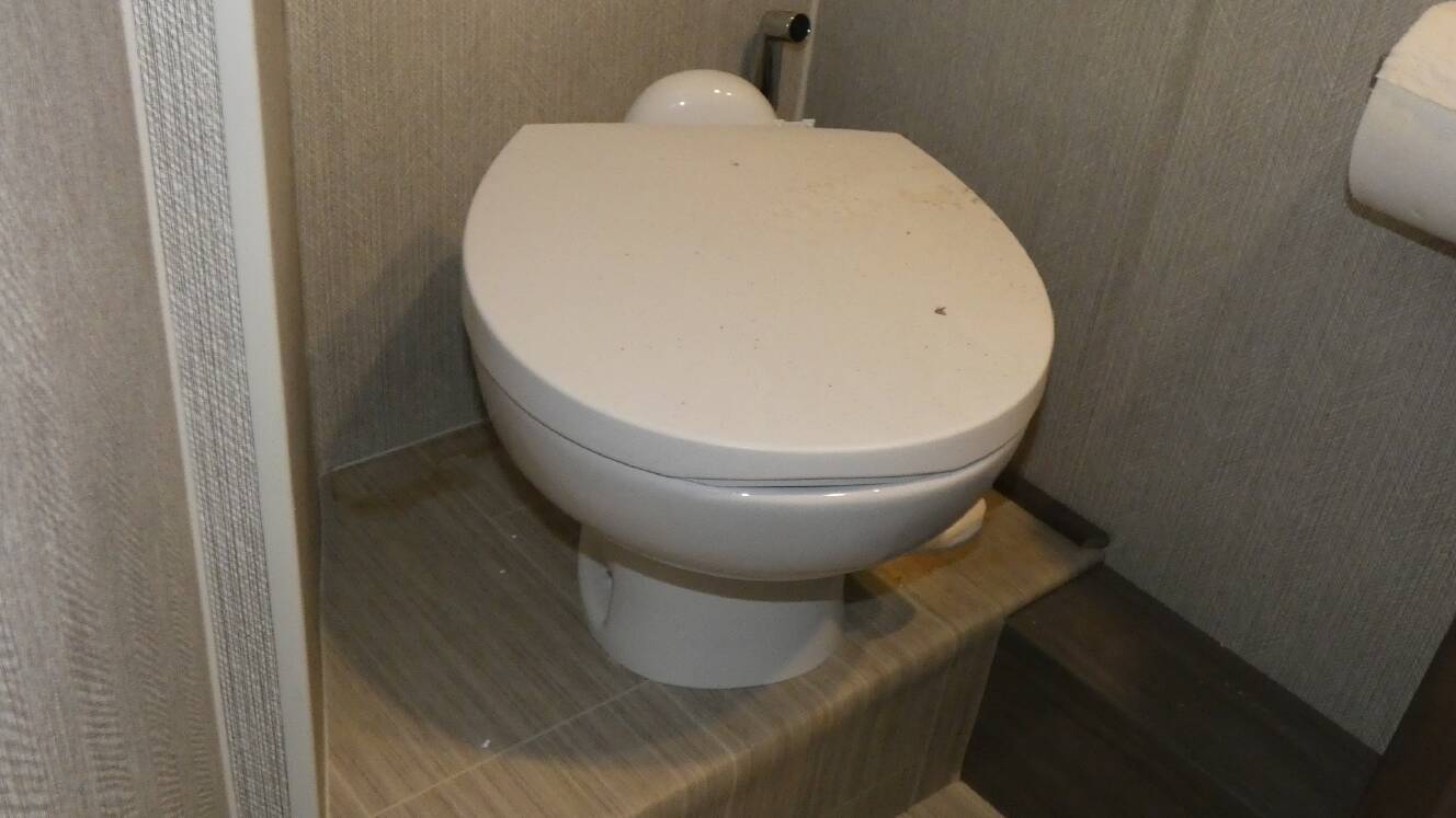 A photo of this 2022 Winnebago ADVENTURER 35F