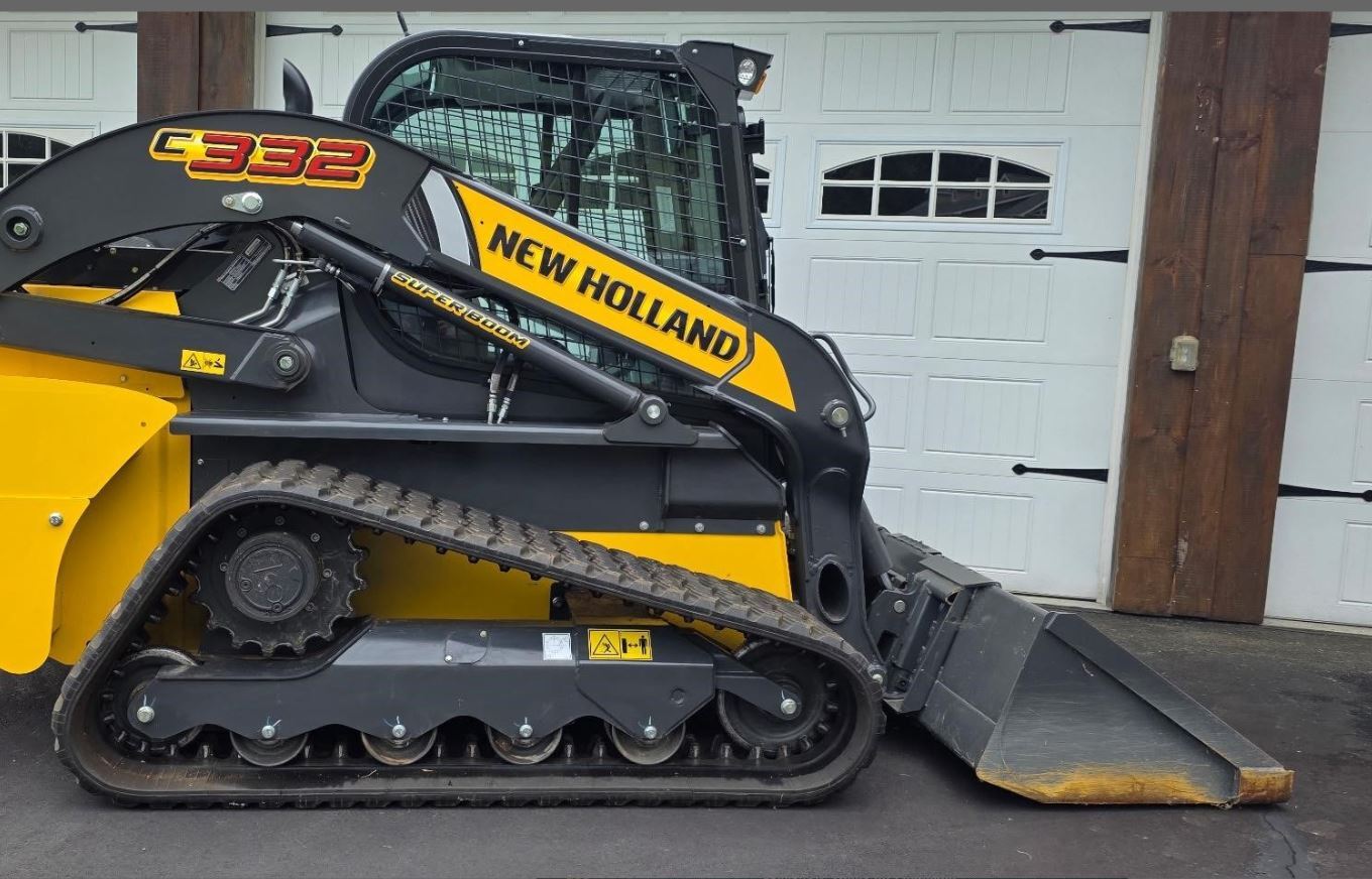 2023 NEW HOLLAND C332 in Weaverville, NC