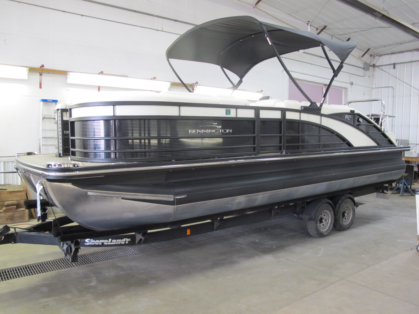 2020 Bennington R23 23 RBR in lester prairie MN