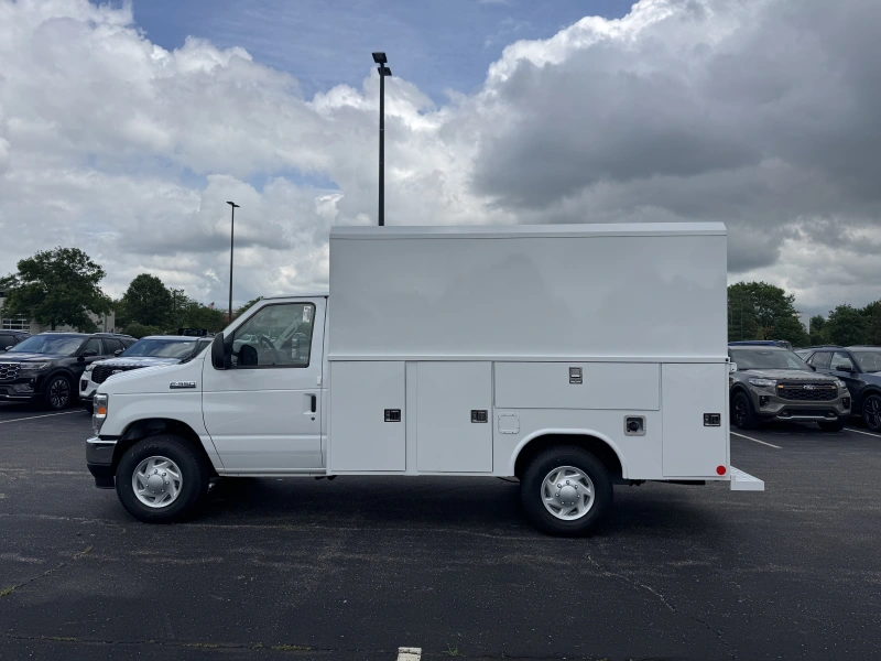 2027 FORD ECONOLINE