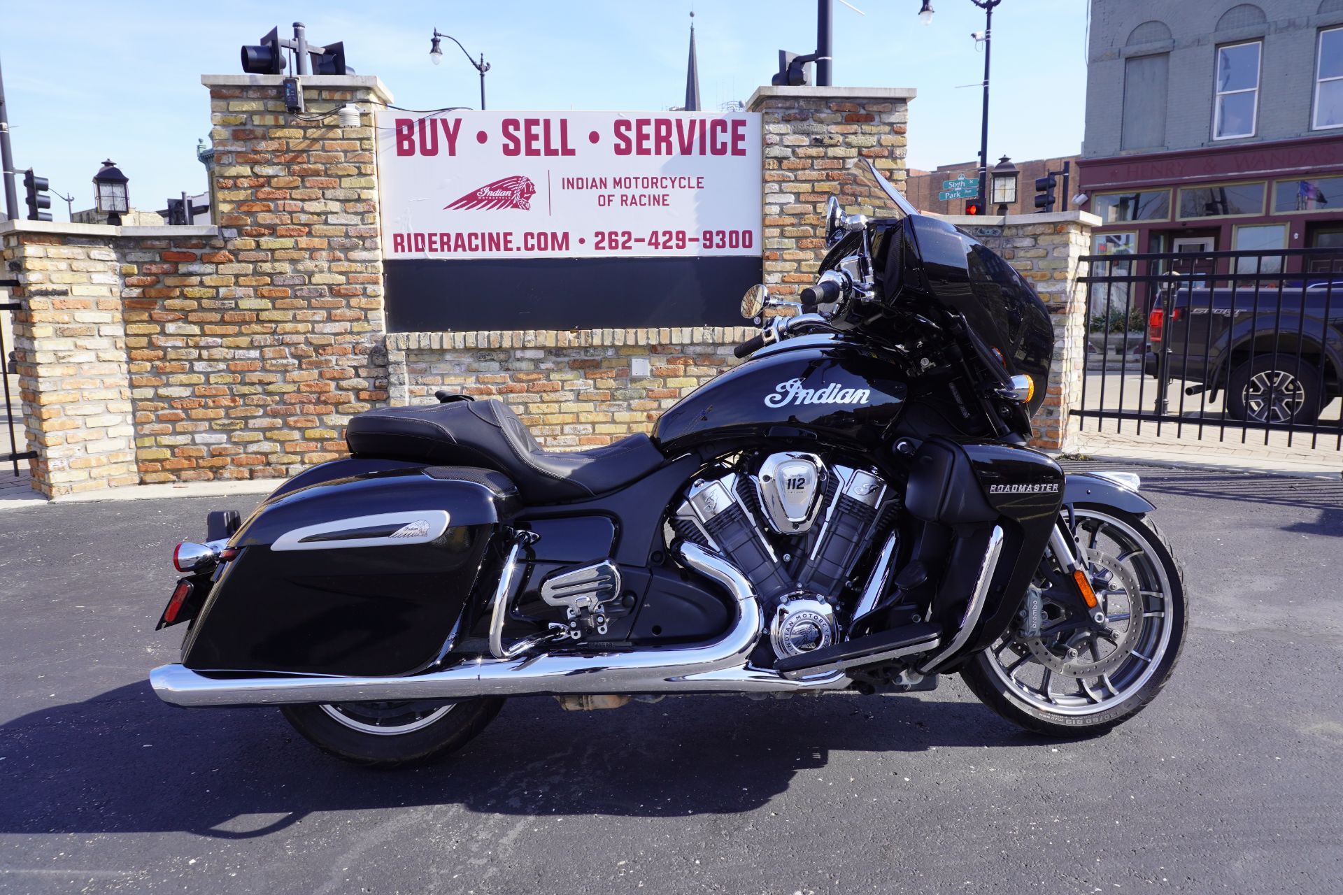 2025 Indian Motorcycle Roadmaster® PowerPlus Limited® with 112 and PowerBand LIMITED in Racine, WI