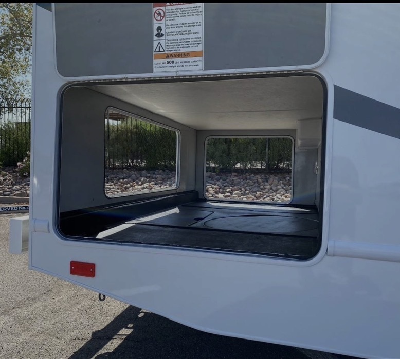 2018 Thor Motor Coach FOUR WINDS MAJESTIC 23A in phoenix AZ