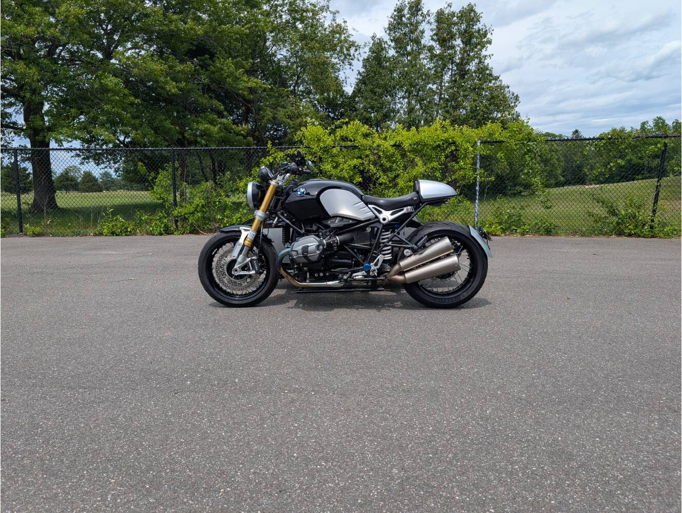 A photo of this 2014 BMW R Ninet
