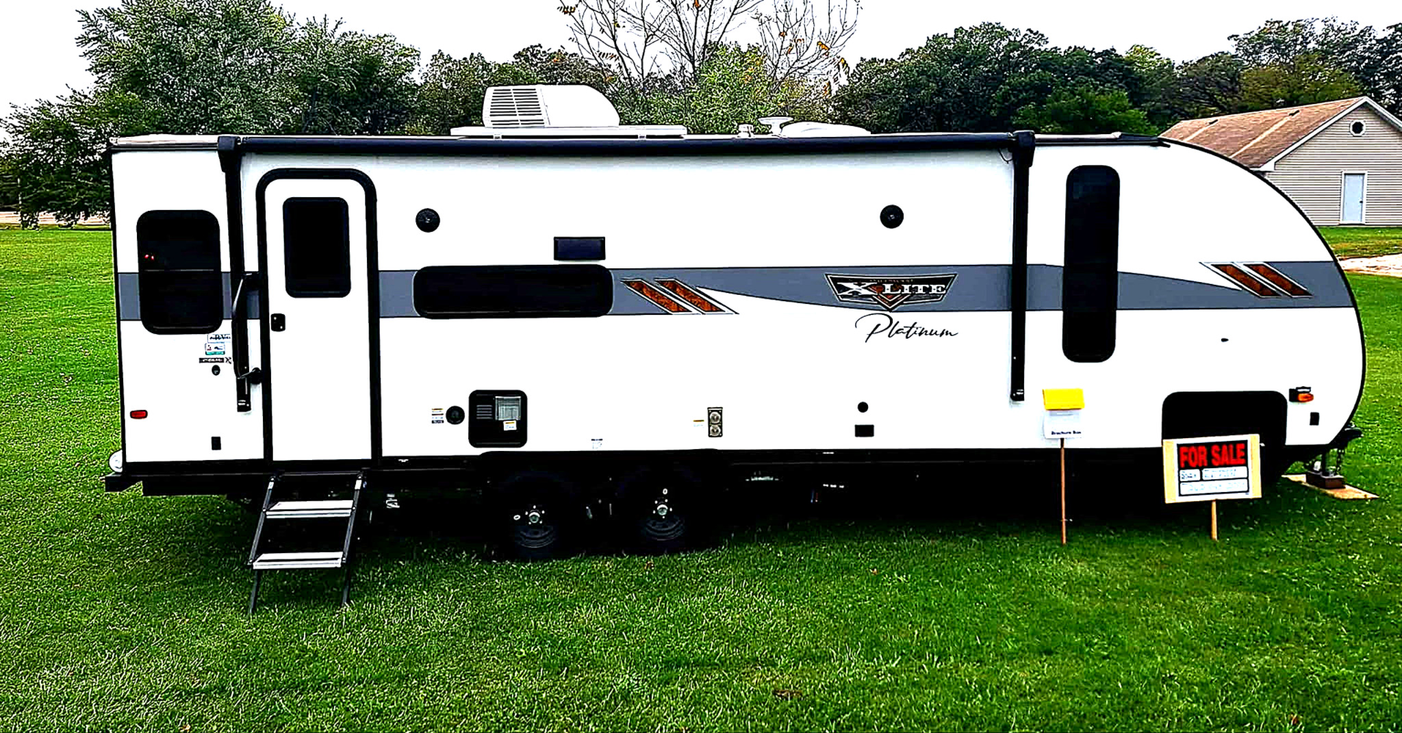 2023 Forest River WILDWOOD X-LITE 24RLXL RV