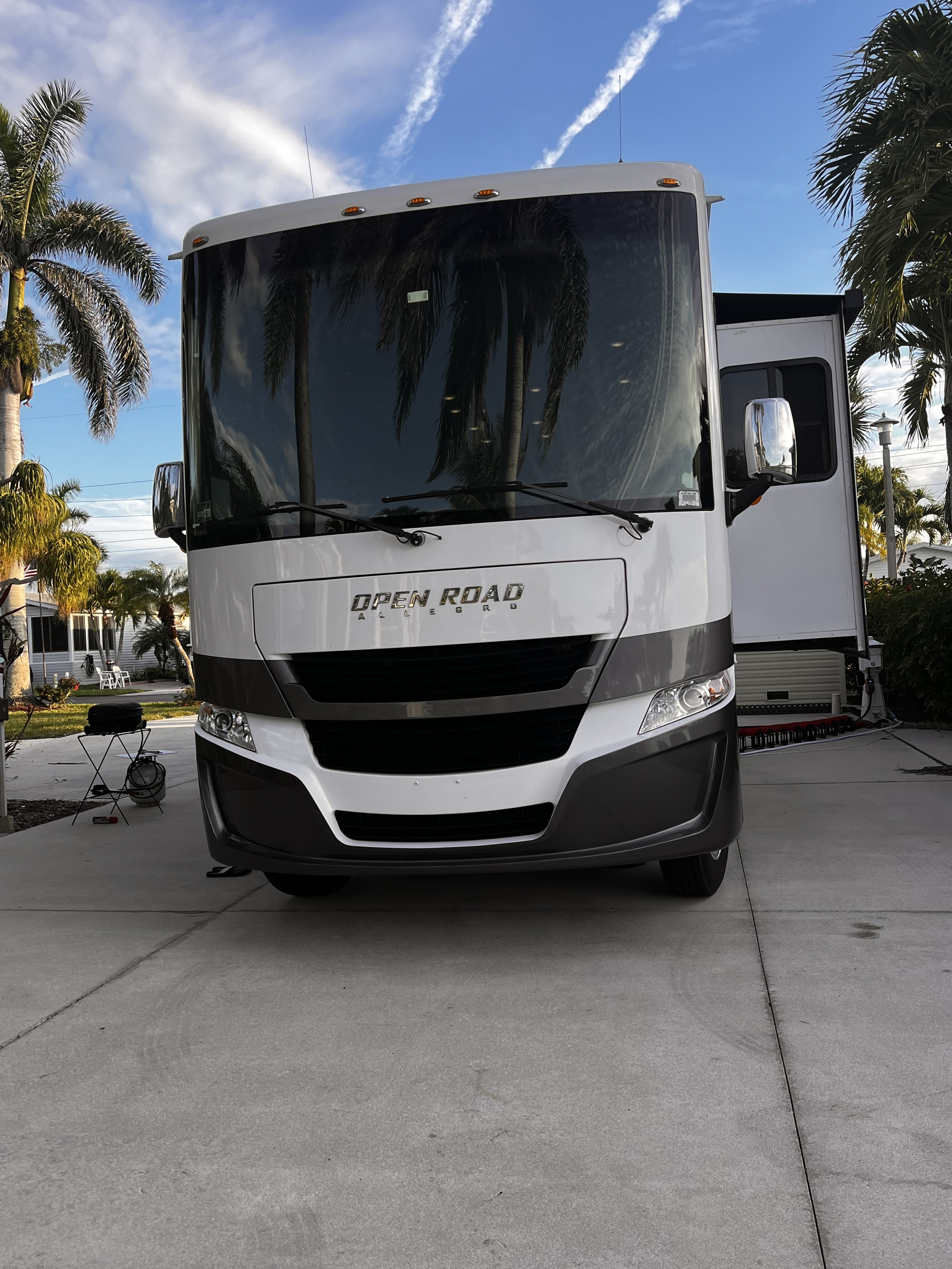 2023 Tiffin Motorhomes ALLEGRO OPEN ROAD 34PA RV