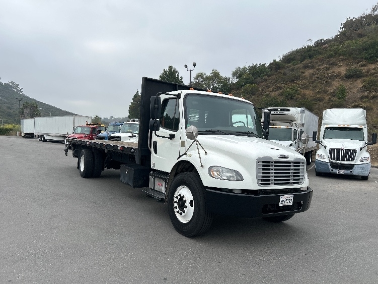 2019 FREIGHTLINER BUSINESS CLASS M2 106 in Torrance, CA