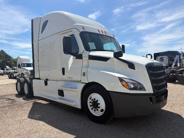 2022 FREIGHTLINER CASCADIA 126 in Belden, MS