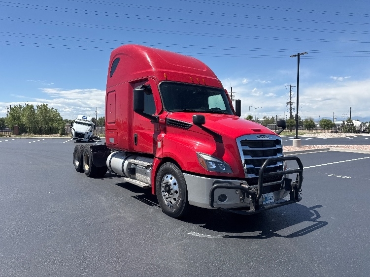 2022 FREIGHTLINER CASCADIA 126 in Aurora, CO