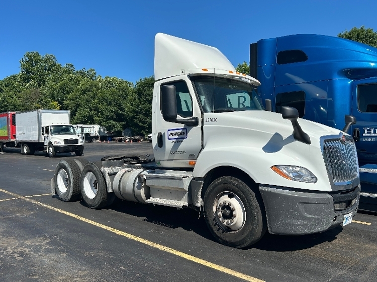 2020 INTERNATIONAL LT625 in Louisville, KY